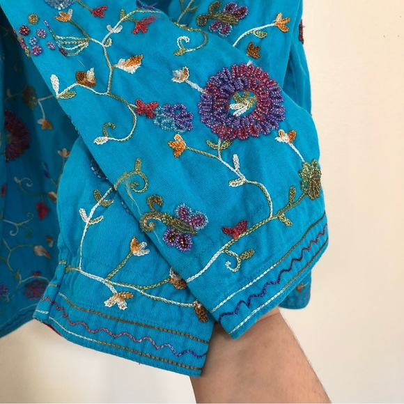 Vintage Granny Core  bright blue floral embroidered beaded shaket size medium - Picture 7 of 13
